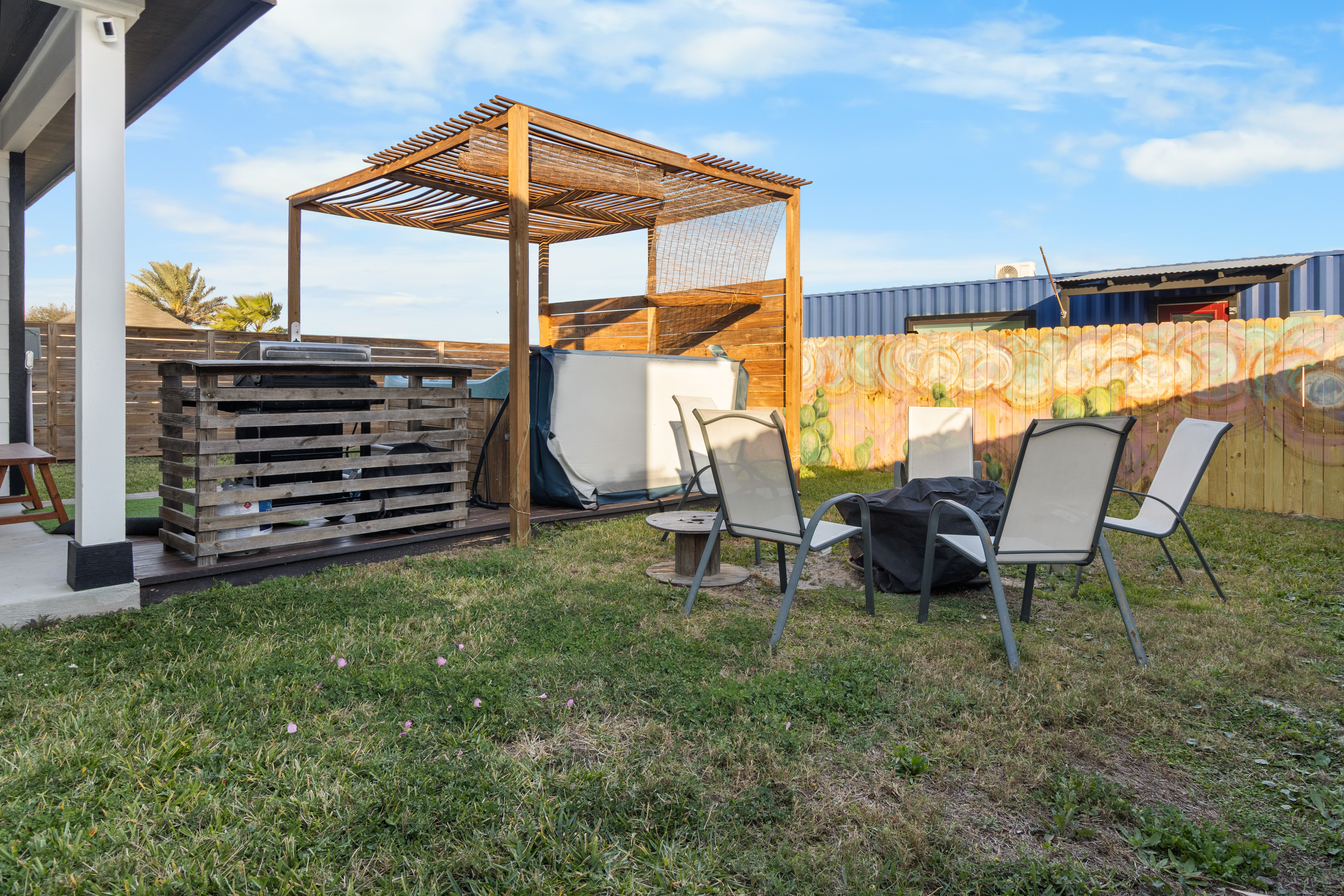 Backyard 03
